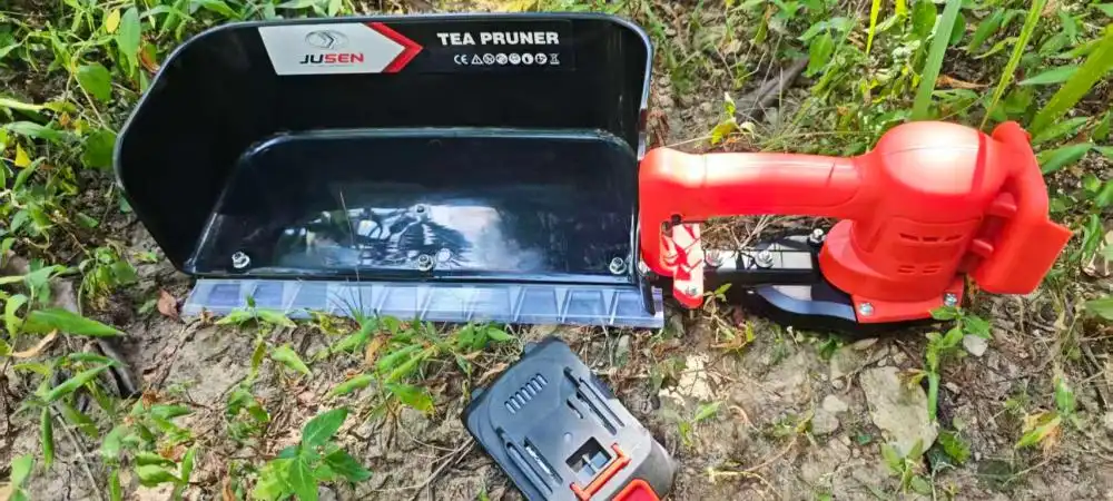 21v Lithium-Ion Brushless Hedge Trimmer