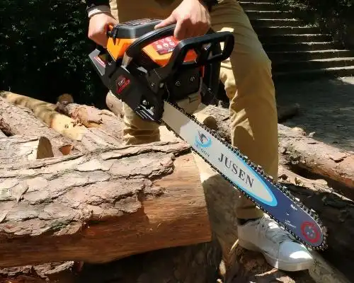 Can a 58cc Gas Chainsaw Handle Thick Timber Easily?
