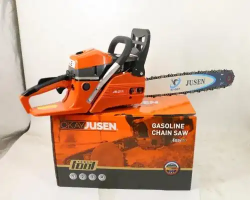 Gas chain saw for felling large diameter trees in Nigeria